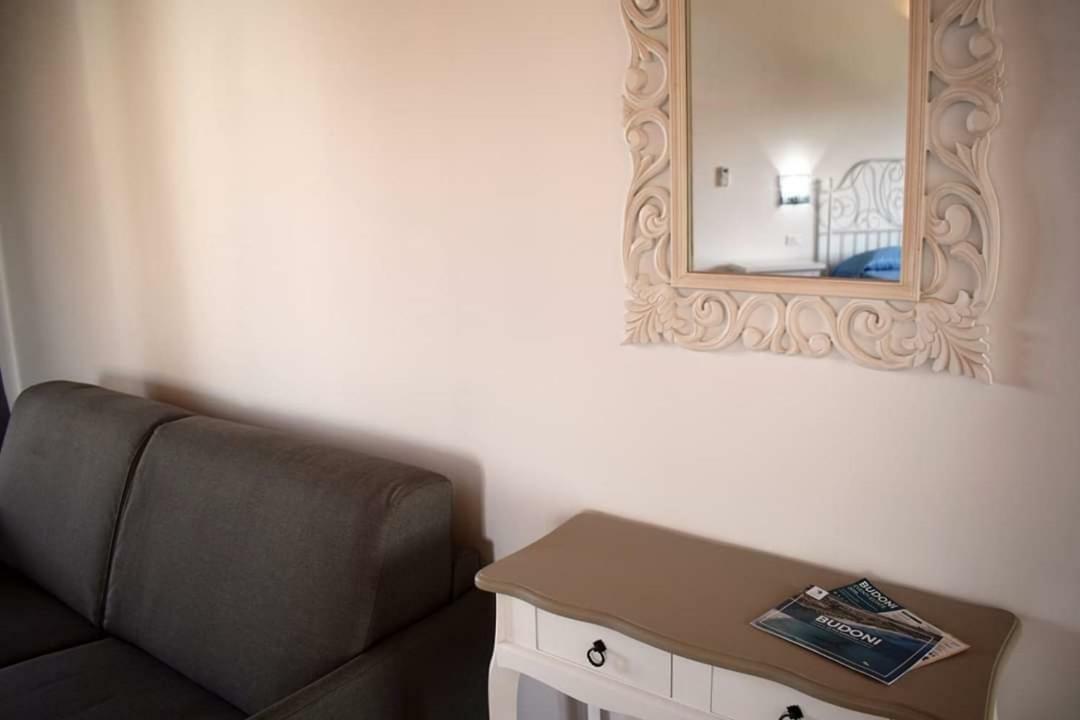 Corallo Rooms Budoni Bagian luar foto