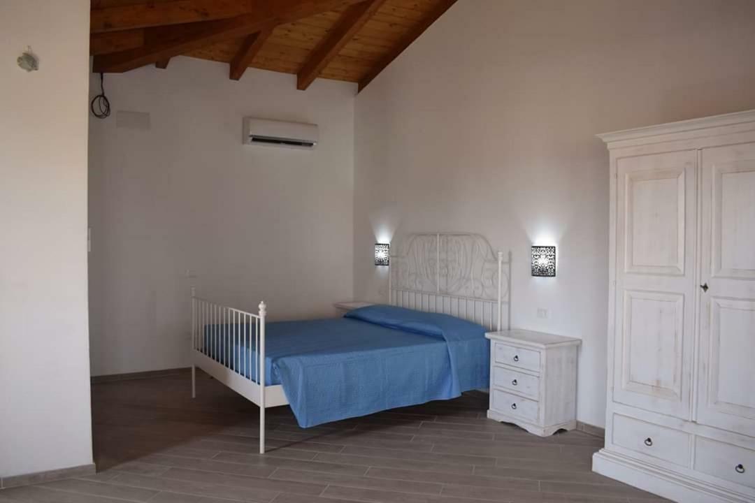 Corallo Rooms Budoni Bagian luar foto