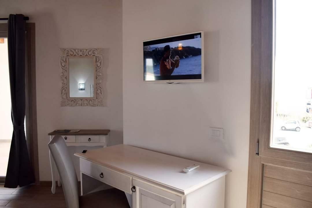 Corallo Rooms Budoni Bagian luar foto